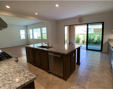 58 Acadia Court - Photo Thumbnail 5
