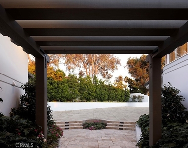 52 N Portola - Photo Thumbnail 30