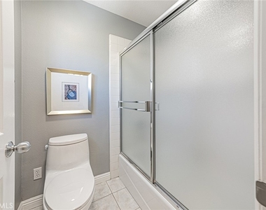 15230 Riviera Lane - Photo Thumbnail 27