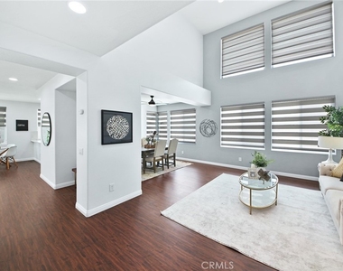 15230 Riviera Lane - Photo Thumbnail 1