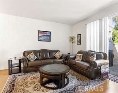 17 Coronado Cay Lane - Photo Thumbnail 3