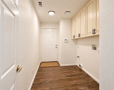 503 E 1st Street - Photo Thumbnail 14