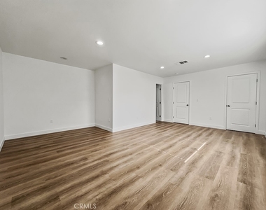 12301 Flint Place - Photo Thumbnail 6