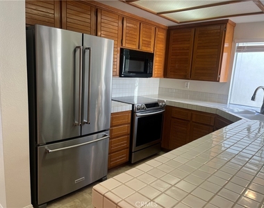 70 Shearwater Place - Photo Thumbnail 10