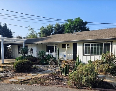 8926 Kennedy - Photo Thumbnail 1