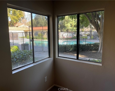 1132 W Blaine Street - Photo Thumbnail 13