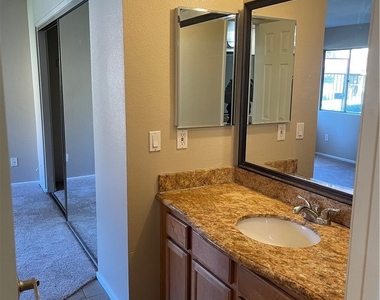 1132 W Blaine Street - Photo Thumbnail 25