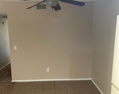 1132 W Blaine Street - Photo Thumbnail 26