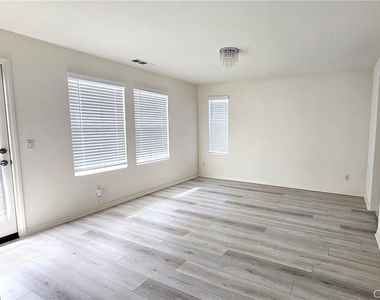16736 Stags Leap - Photo Thumbnail 15