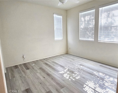 16736 Stags Leap - Photo Thumbnail 12