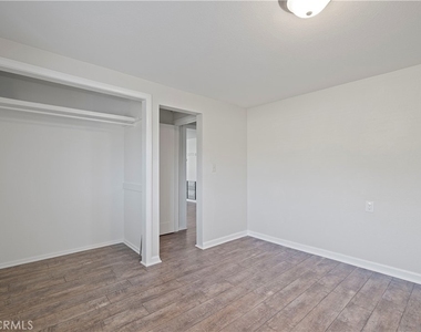 135 S Center Street - Photo Thumbnail 12