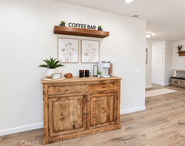 1404 Highridge Street - Photo Thumbnail 11
