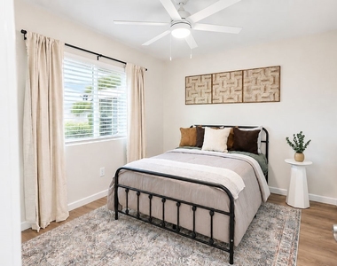 1404 Highridge Street - Photo Thumbnail 27