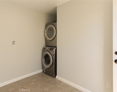 1737 N Lima St - Photo Thumbnail 14