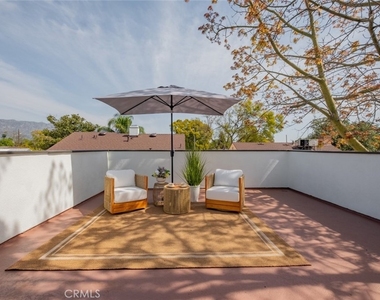 1737 N Lima St - Photo Thumbnail 8