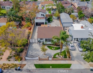 1737 N Lima St - Photo Thumbnail 9