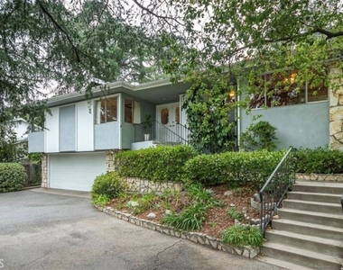931 Vista Del Valle - Photo Thumbnail 1