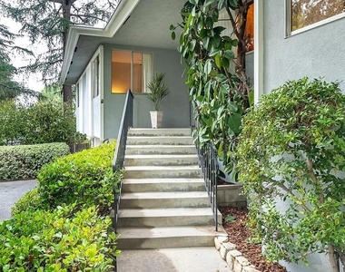 931 Vista Del Valle - Photo Thumbnail 4