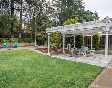 931 Vista Del Valle - Photo Thumbnail 7