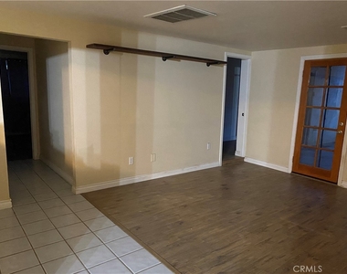 4310 Center Avenue - Photo Thumbnail 5