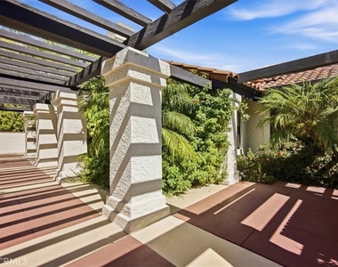 5087 Granada Court - Photo Thumbnail 3