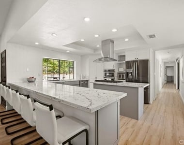 5087 Granada Court - Photo Thumbnail 25