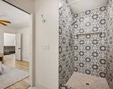 5087 Granada Court - Photo Thumbnail 13