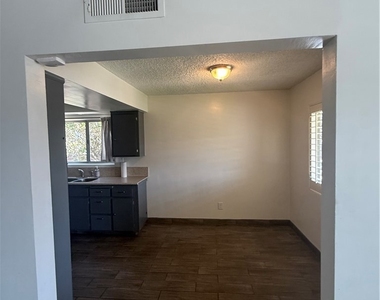 9260 Hemlock - Photo Thumbnail 7