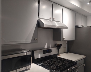 149 W 6th - Photo Thumbnail 6