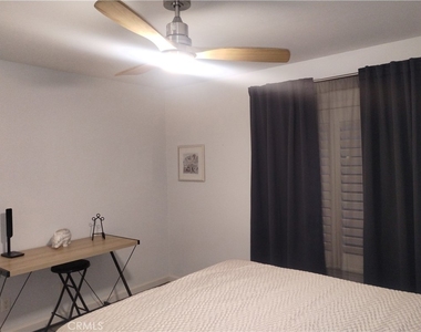 149 W 6th - Photo Thumbnail 19