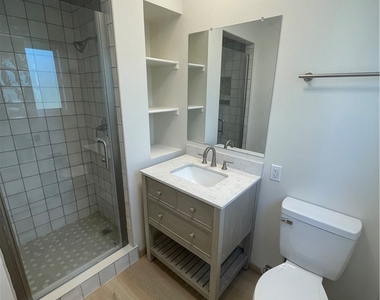 215 11th Street - Photo Thumbnail 14