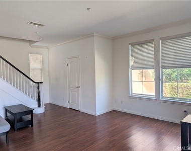 42 Alta Street - Photo Thumbnail 5