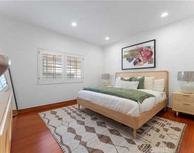 1011 Rodeo Road - Photo Thumbnail 19