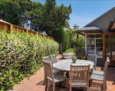 6354 N Charlotte Avenue - Photo Thumbnail 5