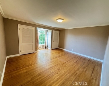 6354 N Charlotte Avenue - Photo Thumbnail 35
