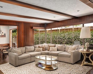 6354 N Charlotte Avenue - Photo Thumbnail 17