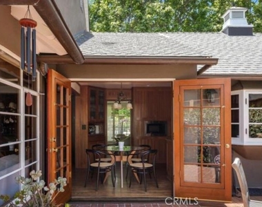 6354 N Charlotte Avenue - Photo Thumbnail 7
