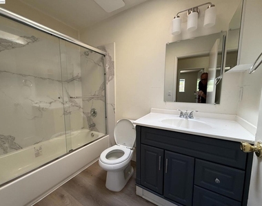1420 Primrose Way - Photo Thumbnail 9