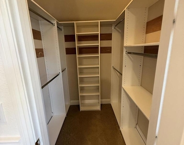 3687 Whitworth Dr - Photo Thumbnail 28
