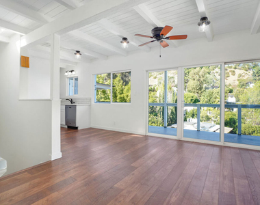 8559 Brier Drive - Photo Thumbnail 4