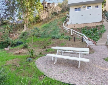 8559 Brier Drive - Photo Thumbnail 28