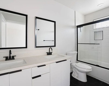 1726 Menlo Avenue - Photo Thumbnail 7