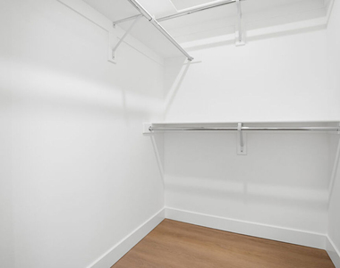 160 Chestnut Street - Photo Thumbnail 7