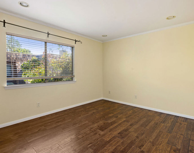 13360 Maxella Avenue - Photo Thumbnail 22