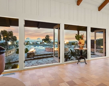 1326 Beverly Estates Drive - Photo Thumbnail 2