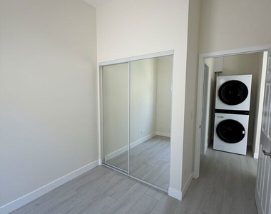 10399 Rubio Avenue - Photo Thumbnail 6