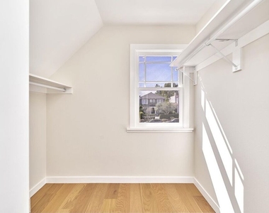 916 S Victoria Avenue - Photo Thumbnail 44