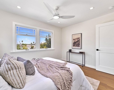 916 S Victoria Avenue - Photo Thumbnail 50