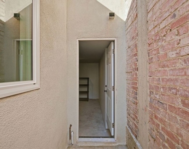 5915 1/4 Barton Avenue - Photo Thumbnail 16