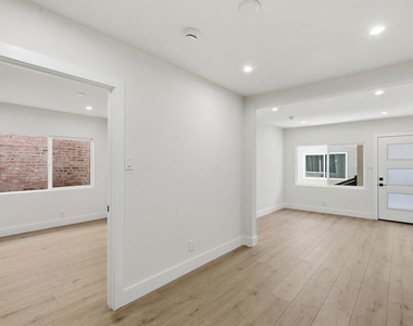 5915 1/4 Barton Avenue - Photo Thumbnail 3